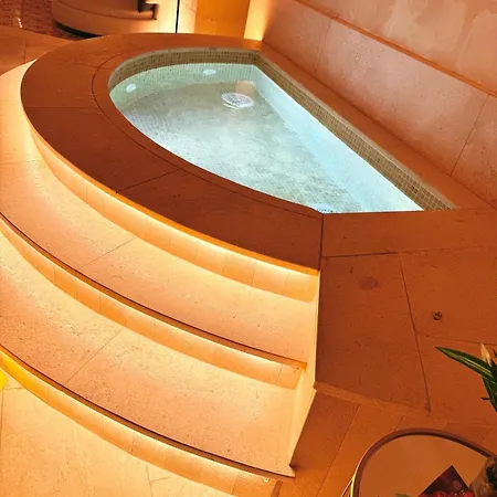 Five Stars Mercury Tower