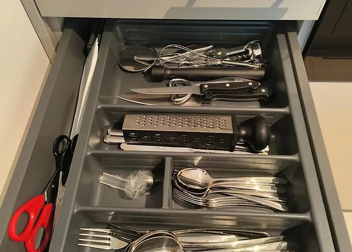 Five Stars Mercury Tower * San Julián