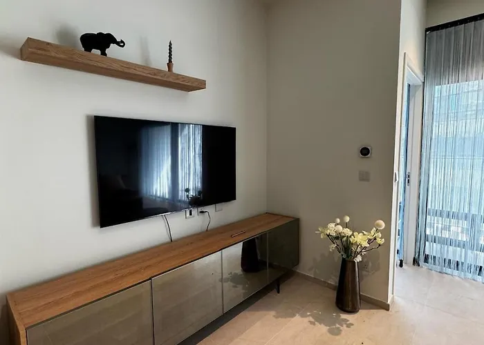 Apartamento Five Stars Mercury Tower San Julián